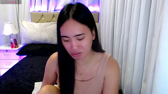 fuckdoll amber online show from March 5, 11:33 pm