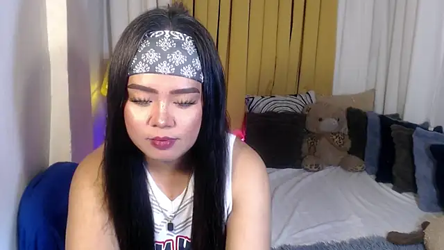 YourSweet-mich online show from April 24, 12:30 pm