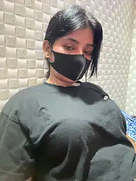 Hot Jaanvi  online show from June 7, 4:03 pm