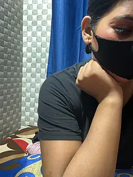 Hot Jaanvi  online show from April 19, 6:10 pm