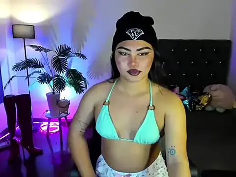 Unique Maya online show from April 3, 1:14 am