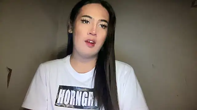 fallon empress143 online show from November 7, 6:35 pm