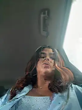 Kaily Sweet16 online show from April 26, 9:45 pm