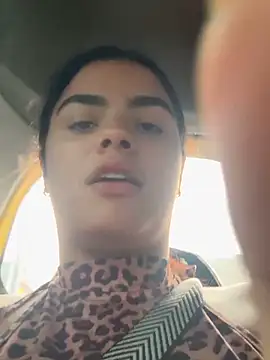 Kaily Sweet16 online show from April 19, 6:10 pm