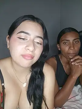 Chloe Sky love online show from June 13, 4:43 am