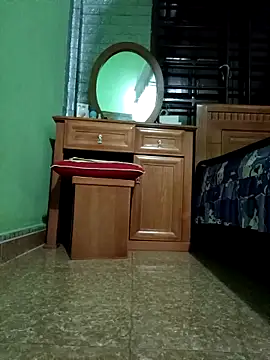 SexyQueen99 online show from April 17, 9:50 pm