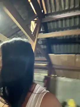 ThiHa003 online show from April 28, 2:27 am