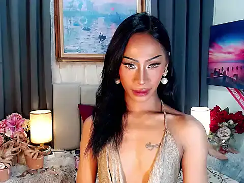 sassylatina online show from October 28, 4:57 pm