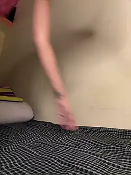 sony cutie online show from April 27, 8:11 am