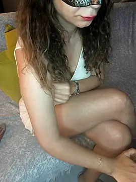 ezgiix online show from April 23, 8:00 pm