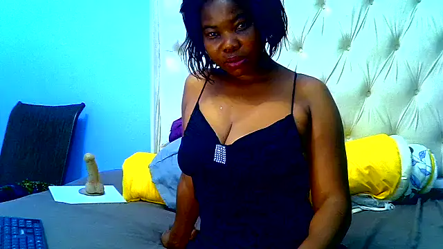 CharlotteXXX online show from December 14, 8:14 pm