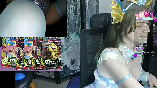 CritKitten online show from April 24, 1:30 am