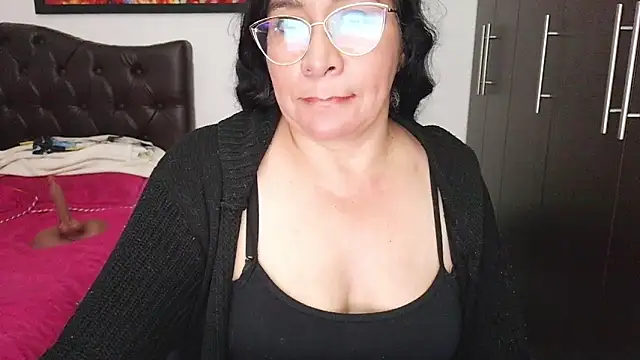 Grace mature milf online show from June 10, 1:49 am