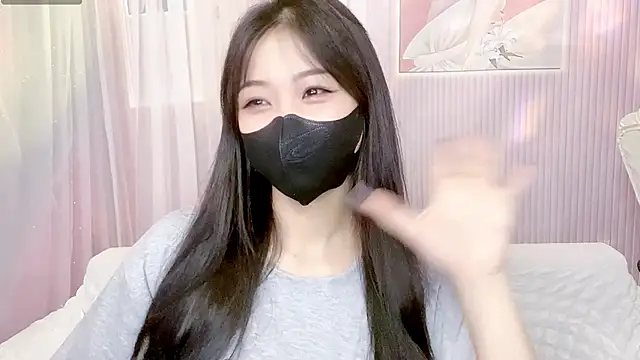 kemybaby online show from April 23, 7:05 pm