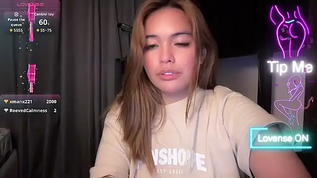 urasianlady online show from April 22, 3:20 pm