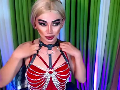 Snapshot of Queen_yasii_88 chatting on September 12, 5:09 pm Queen yasii 88 online show from September 12, 5:09 pm