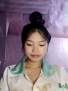 Thy00   online show from October 26, 3:29 pm