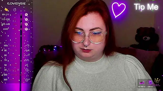 Alicia love00 online show from April 22, 11:29 am