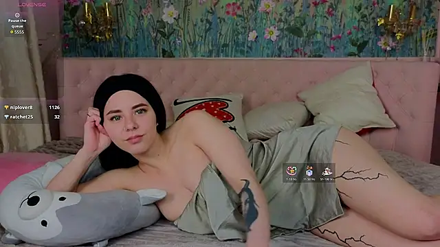 IvoryWood  online show from March 1, 5:34 pm