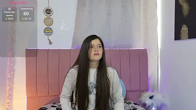 sukilove18 online show from December 2, 10:12 pm