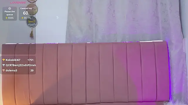 sukilove18 online show from December 4, 11:16 pm