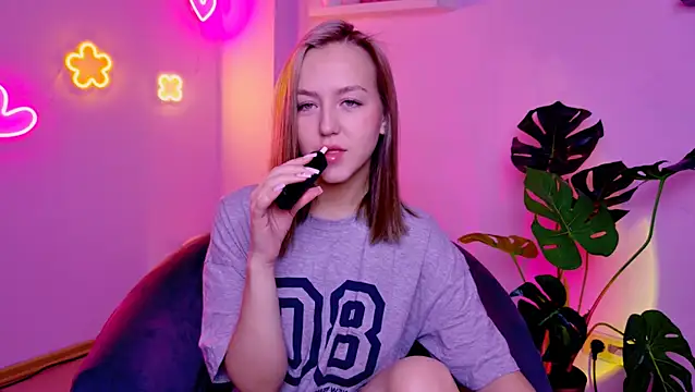 CindySparkl online show from February 7, 3:54 am