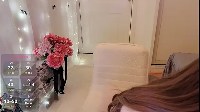 charlotte520 online show from April 23, 11:40 pm