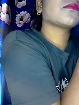 Snapshot of Soniya549 chatting on October 3, 6:35 pm Soniya549 online show from October 3, 6:35 pm