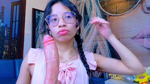 Giaa rossi online show from April 22, 2:25 pm