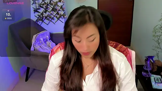 Cameroon-Diaz online show from April 27, 3:09 pm