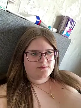 CurvyPaar2 online show from April 23, 3:47 pm