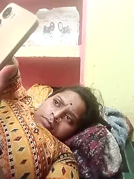 Hot crety online show from April 26, 4:27 pm