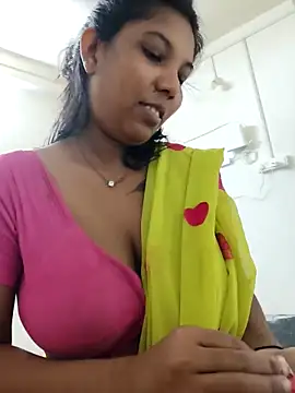 Hotty-Moni online show from October 4, 3:01 am