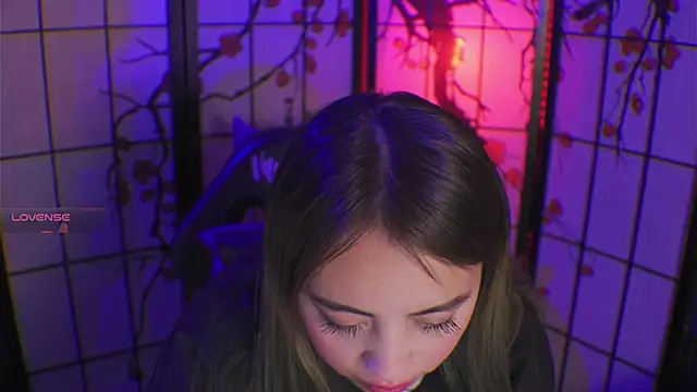 Vanelope sweet  online show from February 6, 3:10 am