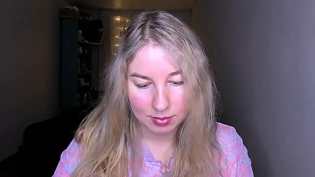 NancySanders online show from April 25, 6:49 pm
