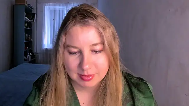 NancySanders online show from February 26, 9:41 am