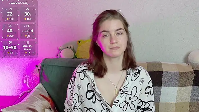 ElzaBlis online show from April 25, 1:41 pm