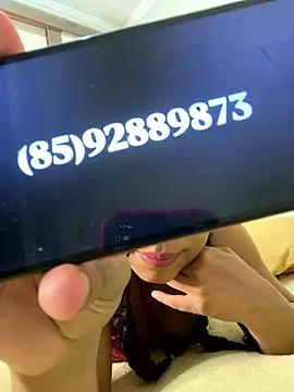 jhennyfer online show from January 13, 4:29 am