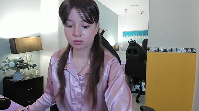 VioletaNova online show from April 23, 12:23 pm