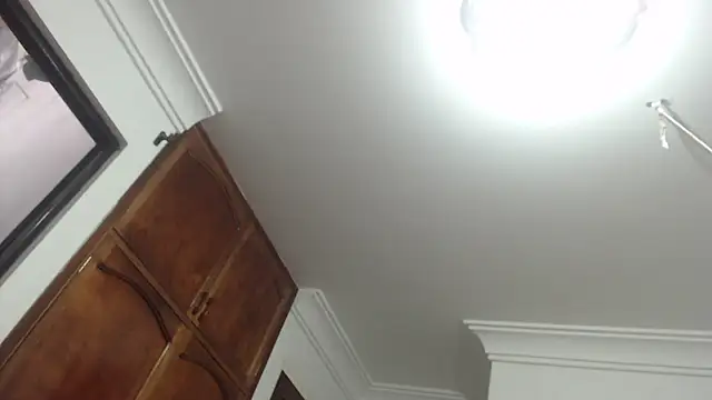 nathaly jones  online show from April 9, 11:59 am