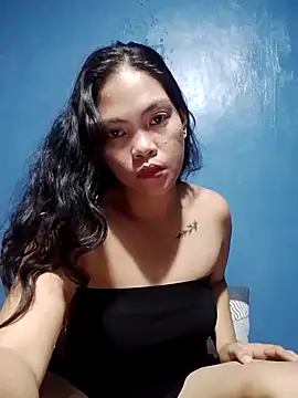 Snapshot of missluvv chatting on September 24, 6:29 pm missluvv online show from September 24, 6:29 pm