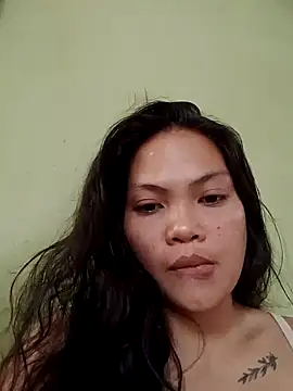 Snapshot of missluvv chatting on September 23, 6:22 am missluvv online show from September 23, 6:22 am