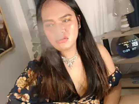 yourmochaloca69 online show from October 28, 11:20 pm