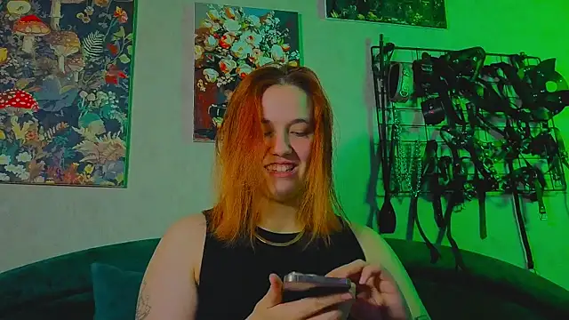 the high priestess online show from April 26, 3:04 am