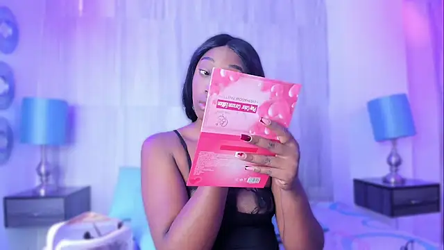 YallianaBrooks online show from June 12, 12:24 pm