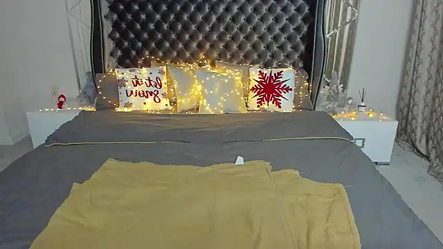 KattyRose8 online show from December 5, 6:46 am