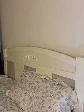 Ella-A9 online show from October 1, 8:14 pm