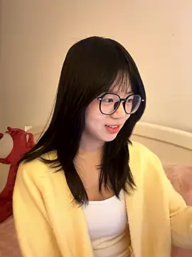 Ella-A9 online show from December 20, 3:49 pm