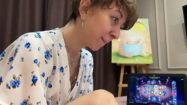 daniellia  online show from November 3, 3:16 pm