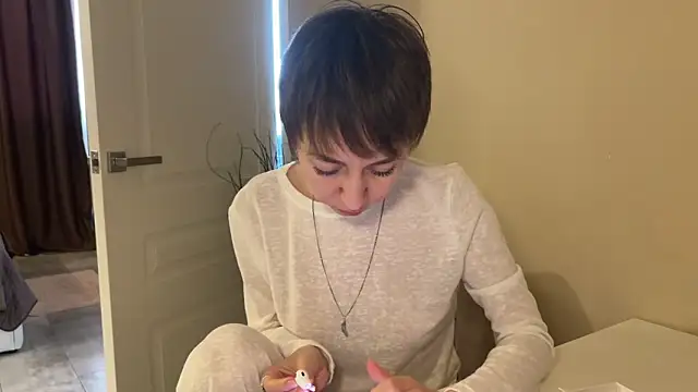 daniellia  online show from January 11, 8:30 am